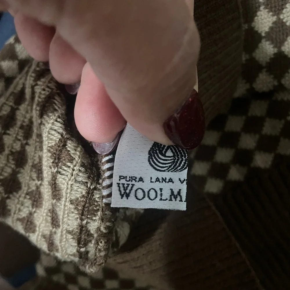 Como Sport Brown Houndstooth V-Neck Sweater